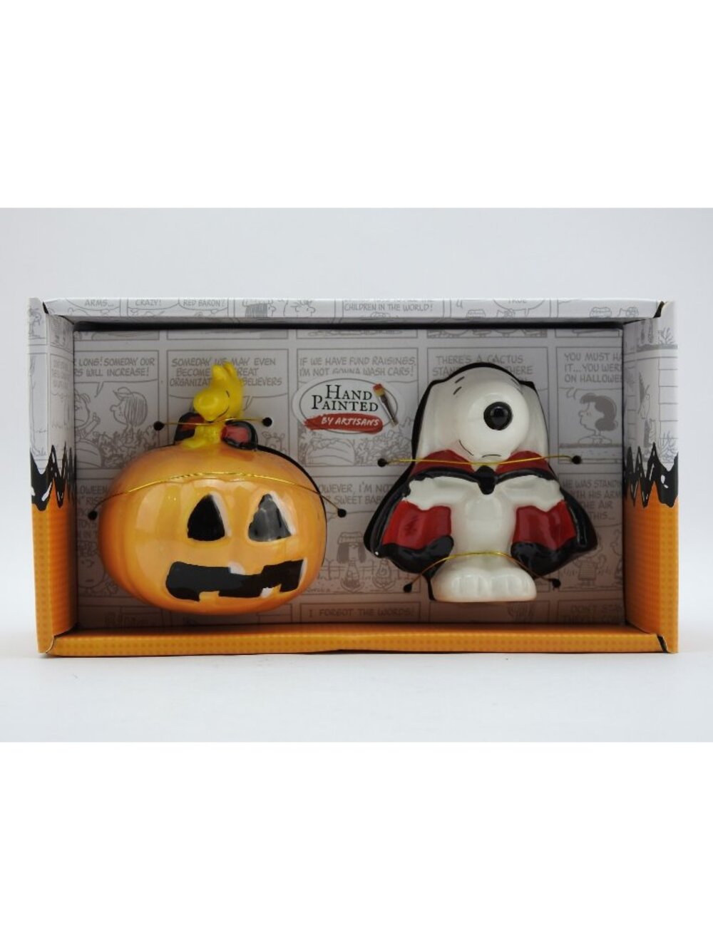 Peanuts Snoopy Woodstock Halloween Salt Pepper Shakers Vampire Pumpkin NIB